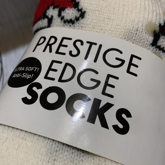 Prestige Edge Women’s Christmas ‘Santa Hat’ Non-Slip Sherpa Socks - Picture 3 of 16